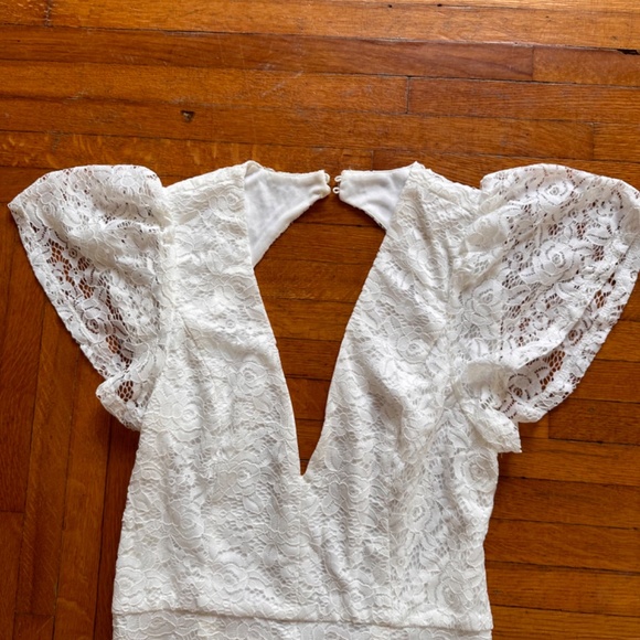 White lace wedding or formal gown - Picture 2 of 7